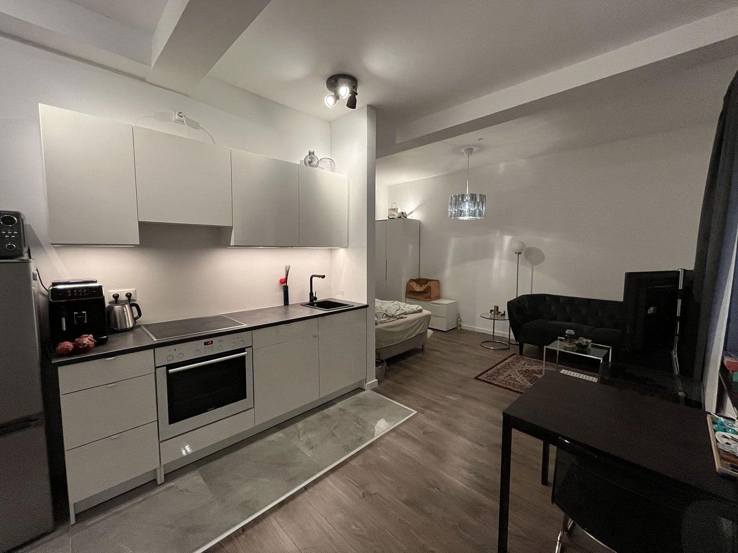 Pronájem bytu 1+1 34 m², Kölner Strasse 1, Leverkusen, Severní Porýní-Vestfálsko Pronájem bytu 1+1 34 m², Kölner Strasse 1, Leverkusen, Severní Porýní-Vestfálsko