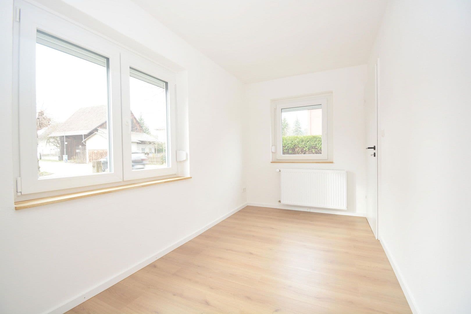 Prodej domu 122 m², pozemek 116 m², Hauptstraße 21, Ebersdorf b.Coburg, Bavorsko Prodej domu 122 m², pozemek 116 m², Hauptstraße 21, Ebersdorf b.Coburg, Bavorsko