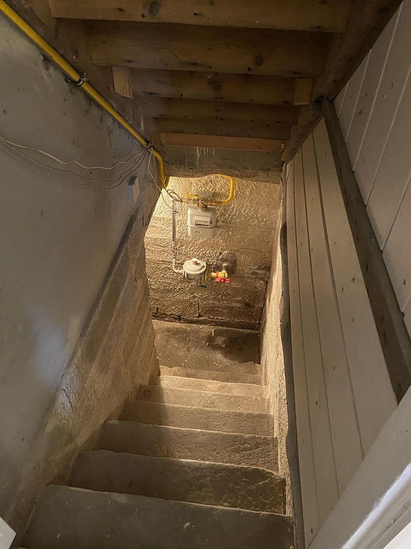 Prodej domu 122 m², pozemek 116 m², Hauptstraße 21, Ebersdorf b.Coburg, Bavorsko Prodej domu 122 m², pozemek 116 m², Hauptstraße 21, Ebersdorf b.Coburg, Bavorsko