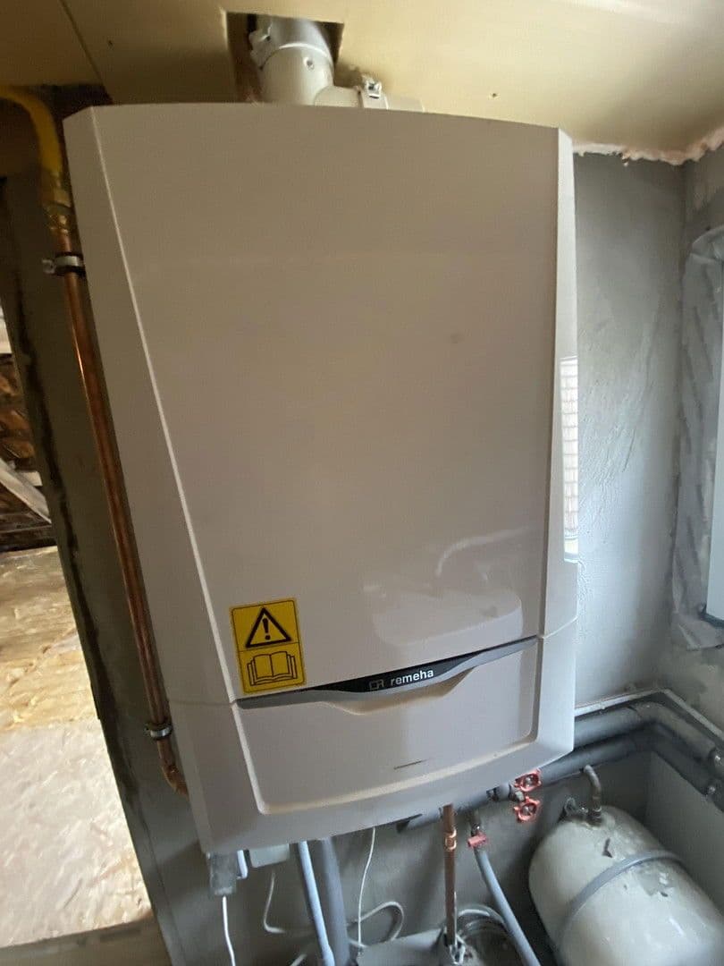 Prodej domu 122 m², pozemek 116 m², Hauptstraße 21, Ebersdorf b.Coburg, Bavorsko Prodej domu 122 m², pozemek 116 m², Hauptstraße 21, Ebersdorf b.Coburg, Bavorsko