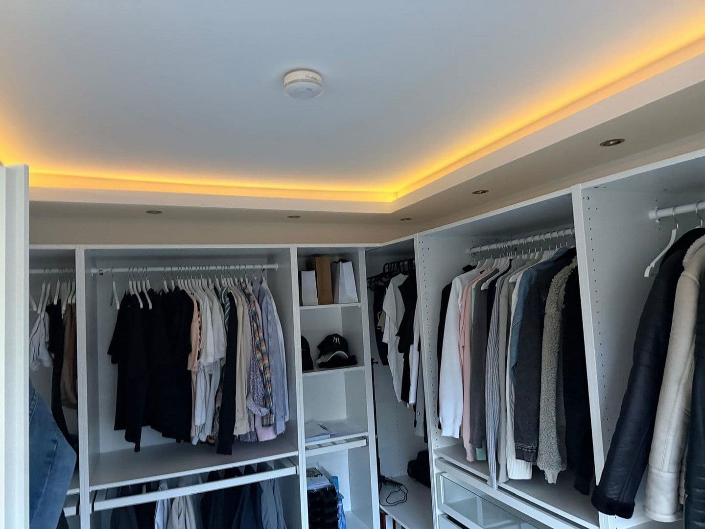 Prodej domu 200 m², pozemek 913 m², Gifhorn, Dolní Sasko Prodej domu 200 m², pozemek 913 m², Gifhorn, Dolní Sasko