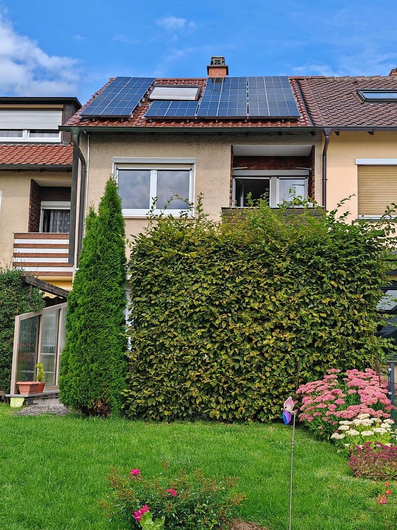 Prodej domu 98 m², pozemek 220 m², Villingen-Schwenningen, Bádensko-Württembersko Prodej domu 98 m², pozemek 220 m², Villingen-Schwenningen, Bádensko-Württembersko