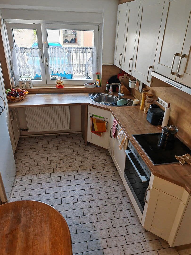 Prodej domu 98 m², pozemek 220 m², Villingen-Schwenningen, Bádensko-Württembersko Prodej domu 98 m², pozemek 220 m², Villingen-Schwenningen, Bádensko-Württembersko