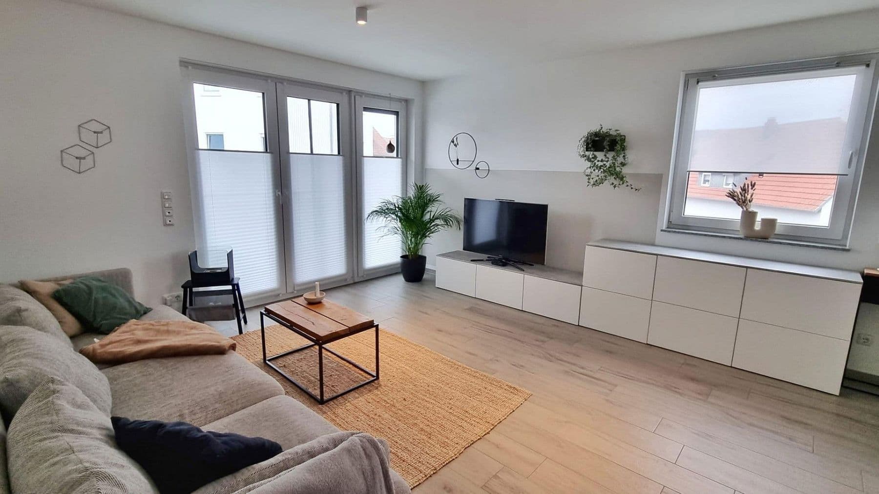 Prodej domu 450 m², pozemek 1.000 m², Ebsdorfergrund, Hessen Prodej domu 450 m², pozemek 1.000 m², Ebsdorfergrund, Hessen