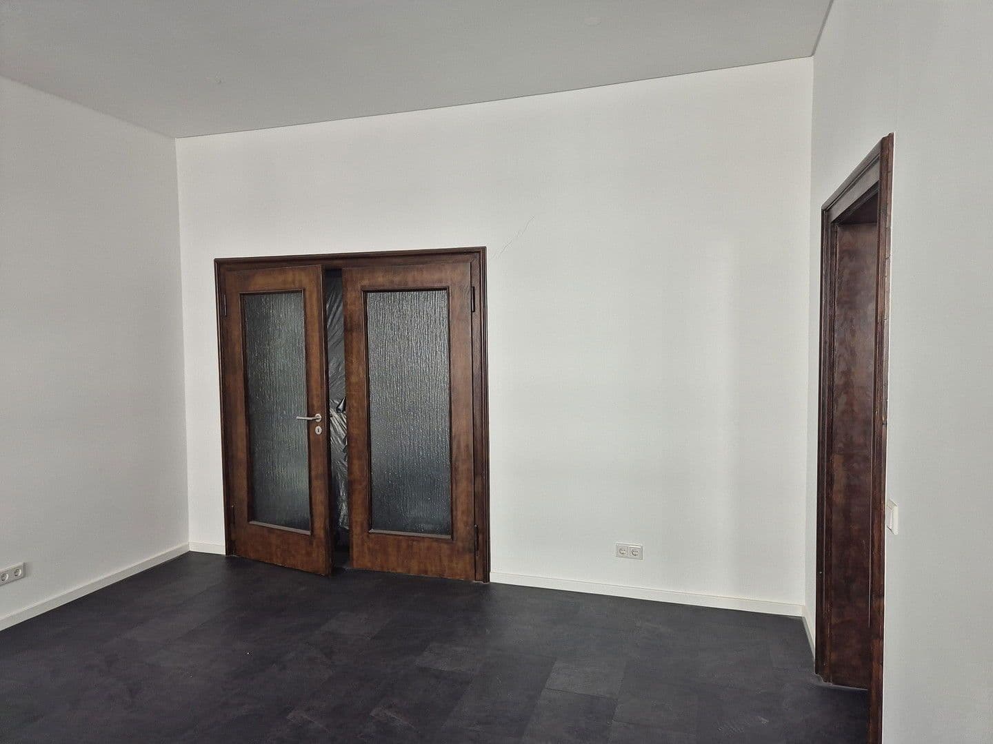 Pronájem kanceláře 160 m², Friedrich-Ebert-Str. 37-39, Düsseldorf, Severní Porýní-Vestfálsko Pronájem kanceláře 160 m², Friedrich-Ebert-Str. 37-39, Düsseldorf, Severní Porýní-Vestfálsko