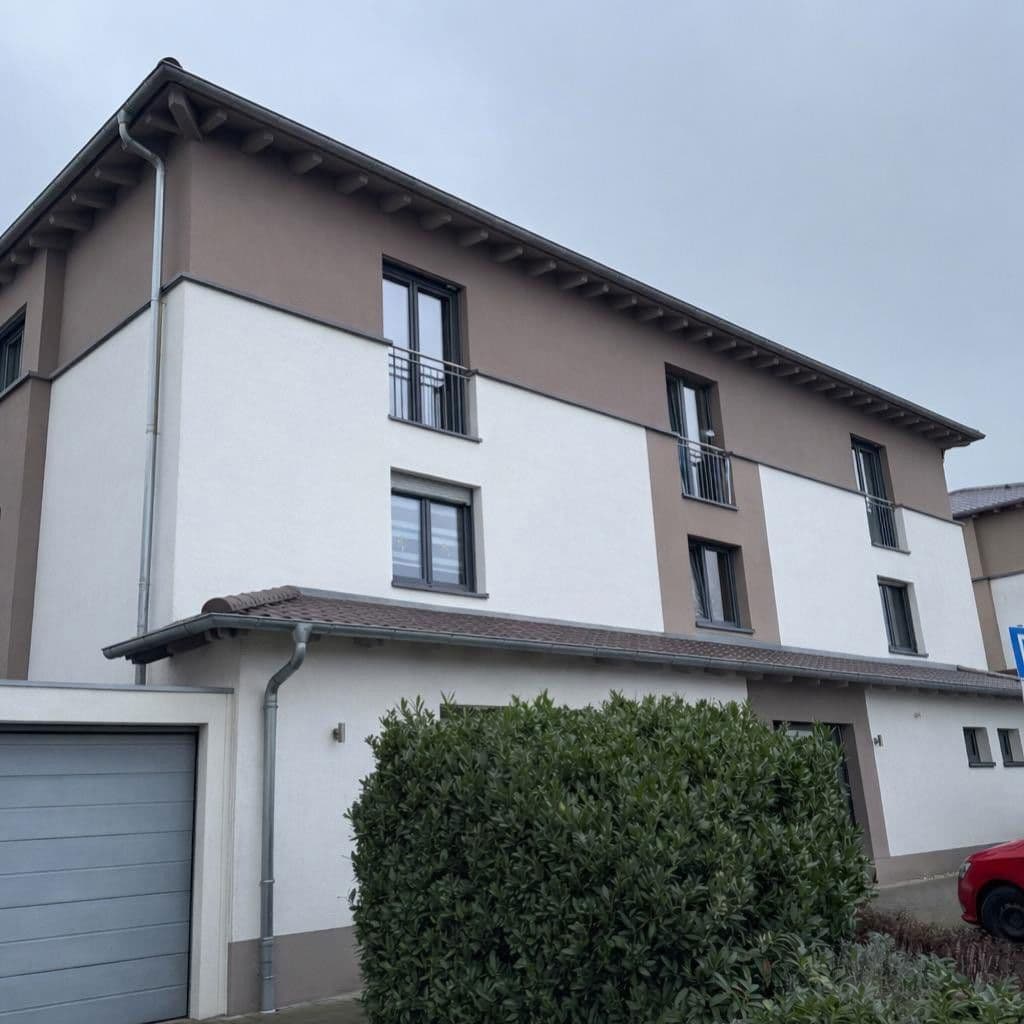 Pronájem bytu 3+1 100 m², Edenkoben, Porýní-Falc Pronájem bytu 3+1 100 m², Edenkoben, Porýní-Falc