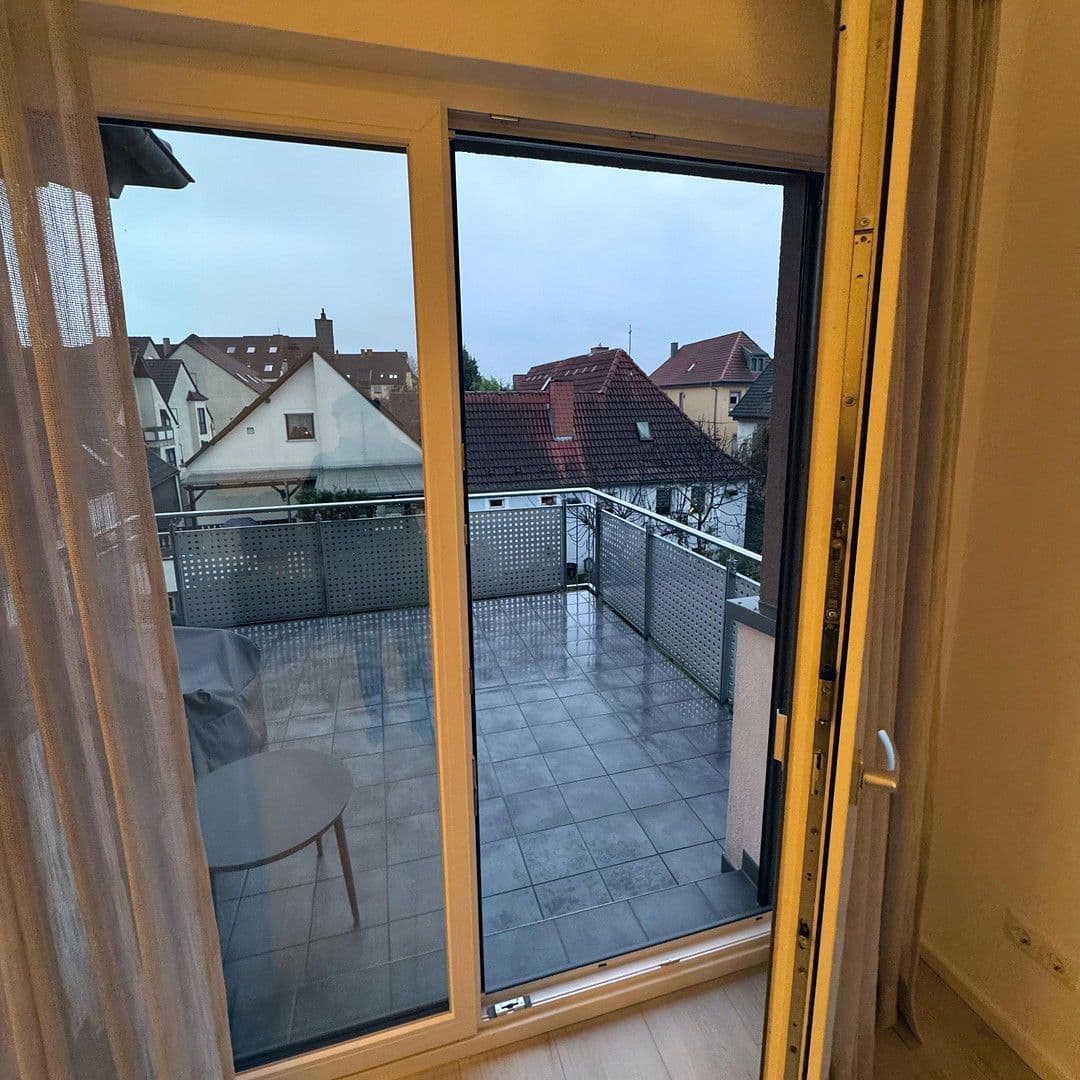 Pronájem bytu 3+1 100 m², Edenkoben, Porýní-Falc Pronájem bytu 3+1 100 m², Edenkoben, Porýní-Falc