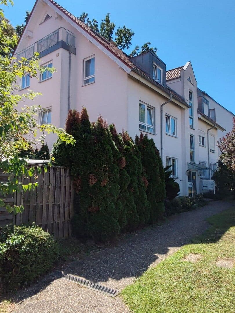 Prodej bytu 4+1 94 m², Friedrich-von-Heyd-Strasse, Weinsberg, Bádensko-Württembersko Prodej bytu 4+1 94 m², Friedrich-von-Heyd-Strasse, Weinsberg, Bádensko-Württembersko