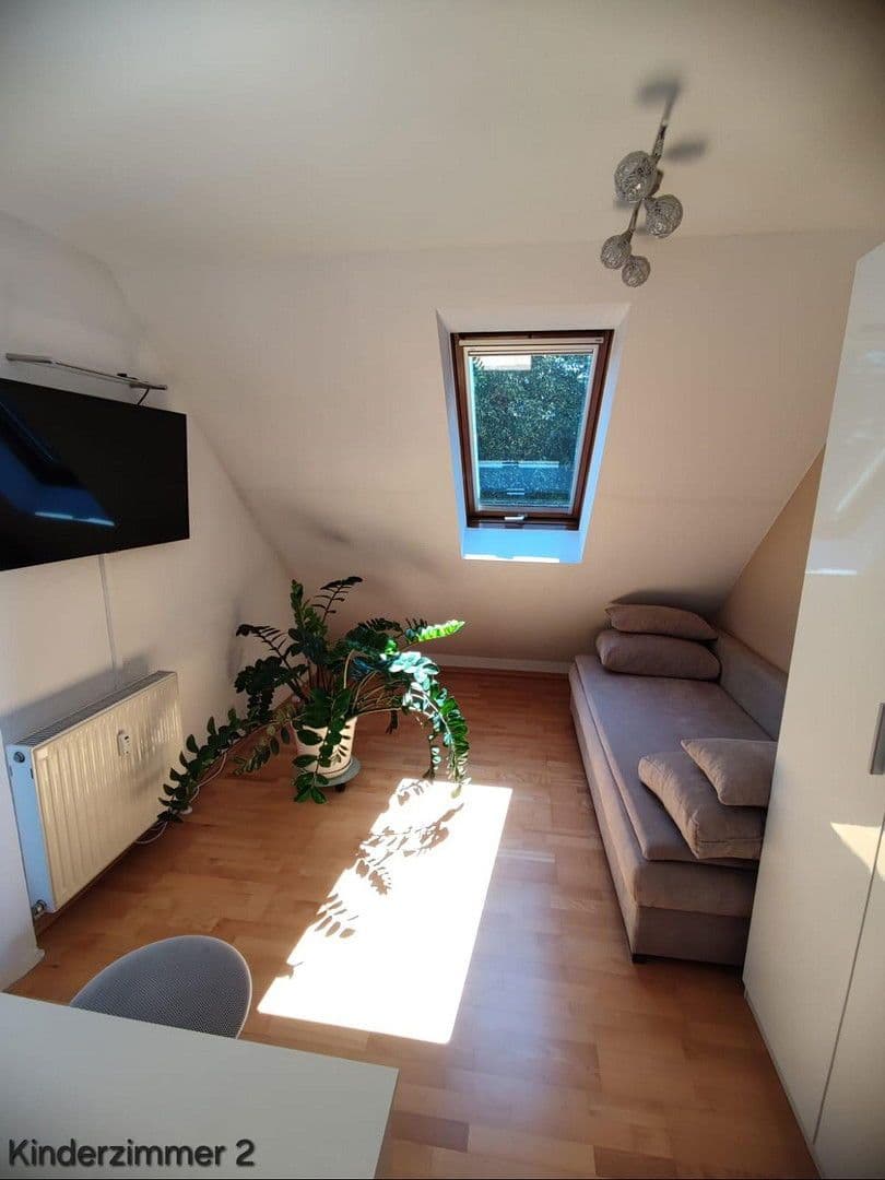 Prodej bytu 4+1 94 m², Friedrich-von-Heyd-Strasse, Weinsberg, Bádensko-Württembersko Prodej bytu 4+1 94 m², Friedrich-von-Heyd-Strasse, Weinsberg, Bádensko-Württembersko