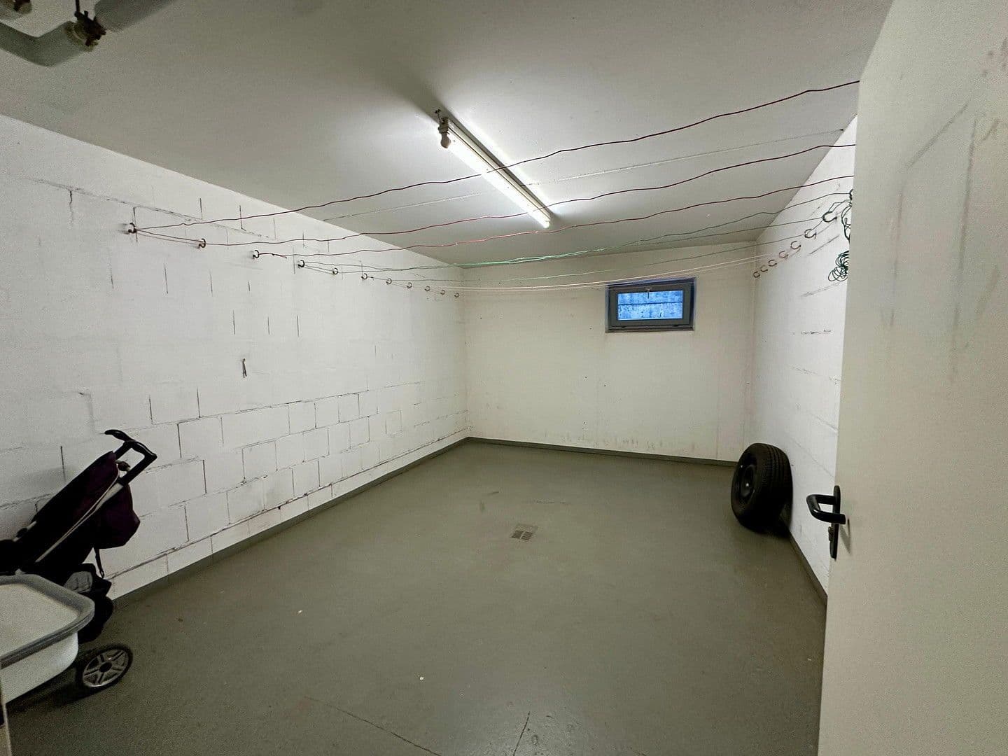 Pronájem bytu 3+1 80 m², Espenweg 5, Wilkau-Haßlau, Sasko Pronájem bytu 3+1 80 m², Espenweg 5, Wilkau-Haßlau, Sasko