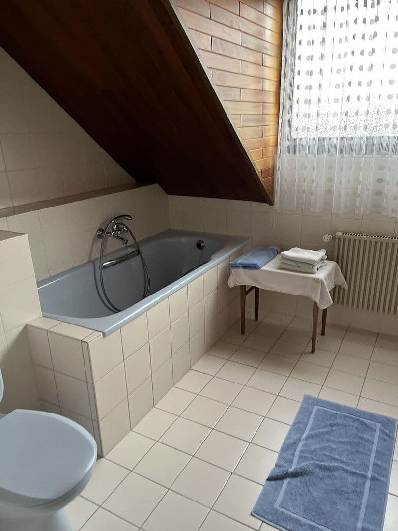 Prodej domu 95 m², pozemek 268 m², Kerpen, Severní Porýní-Vestfálsko Prodej domu 95 m², pozemek 268 m², Kerpen, Severní Porýní-Vestfálsko