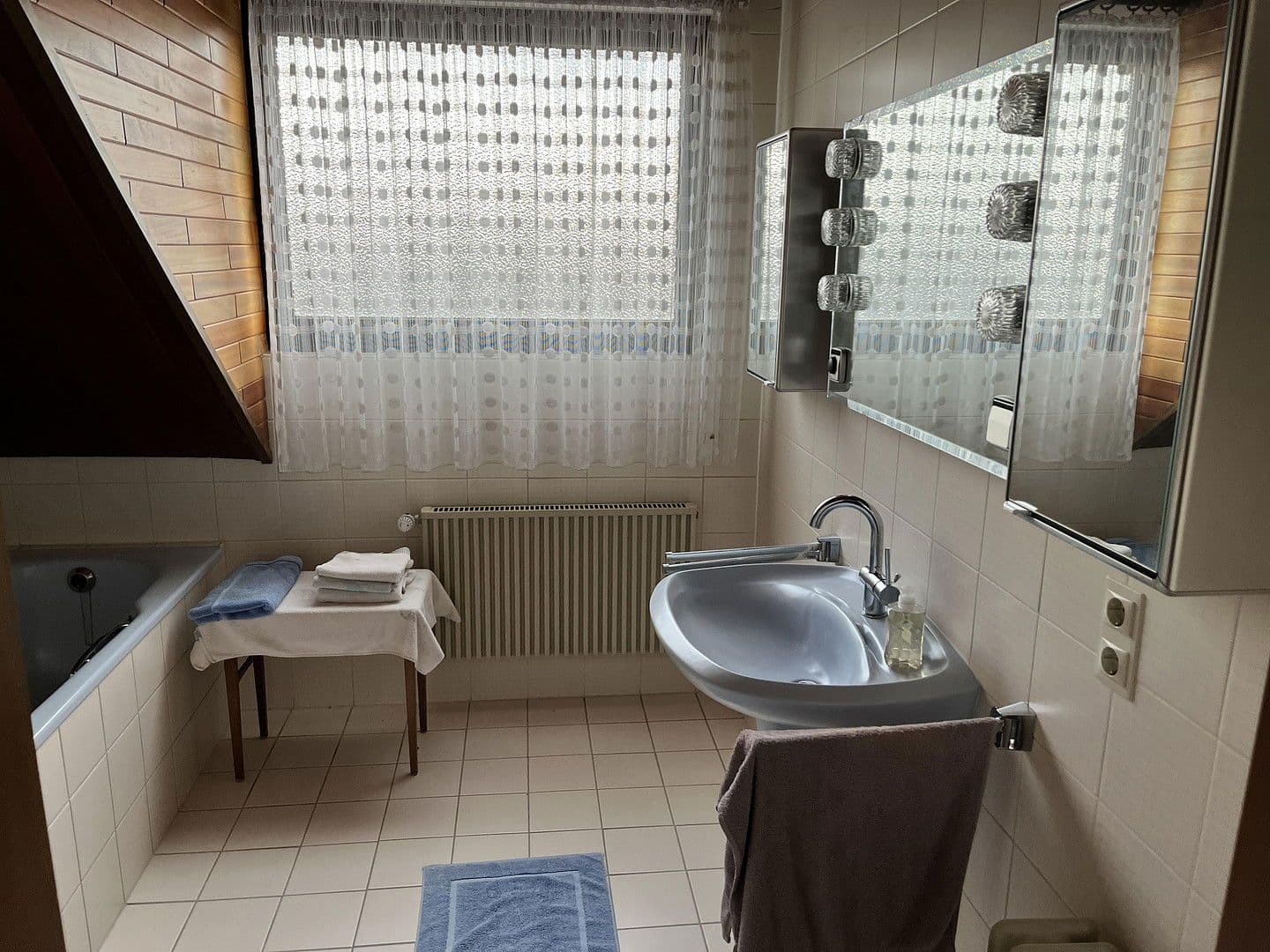 Prodej domu 95 m², pozemek 268 m², Kerpen, Severní Porýní-Vestfálsko Prodej domu 95 m², pozemek 268 m², Kerpen, Severní Porýní-Vestfálsko