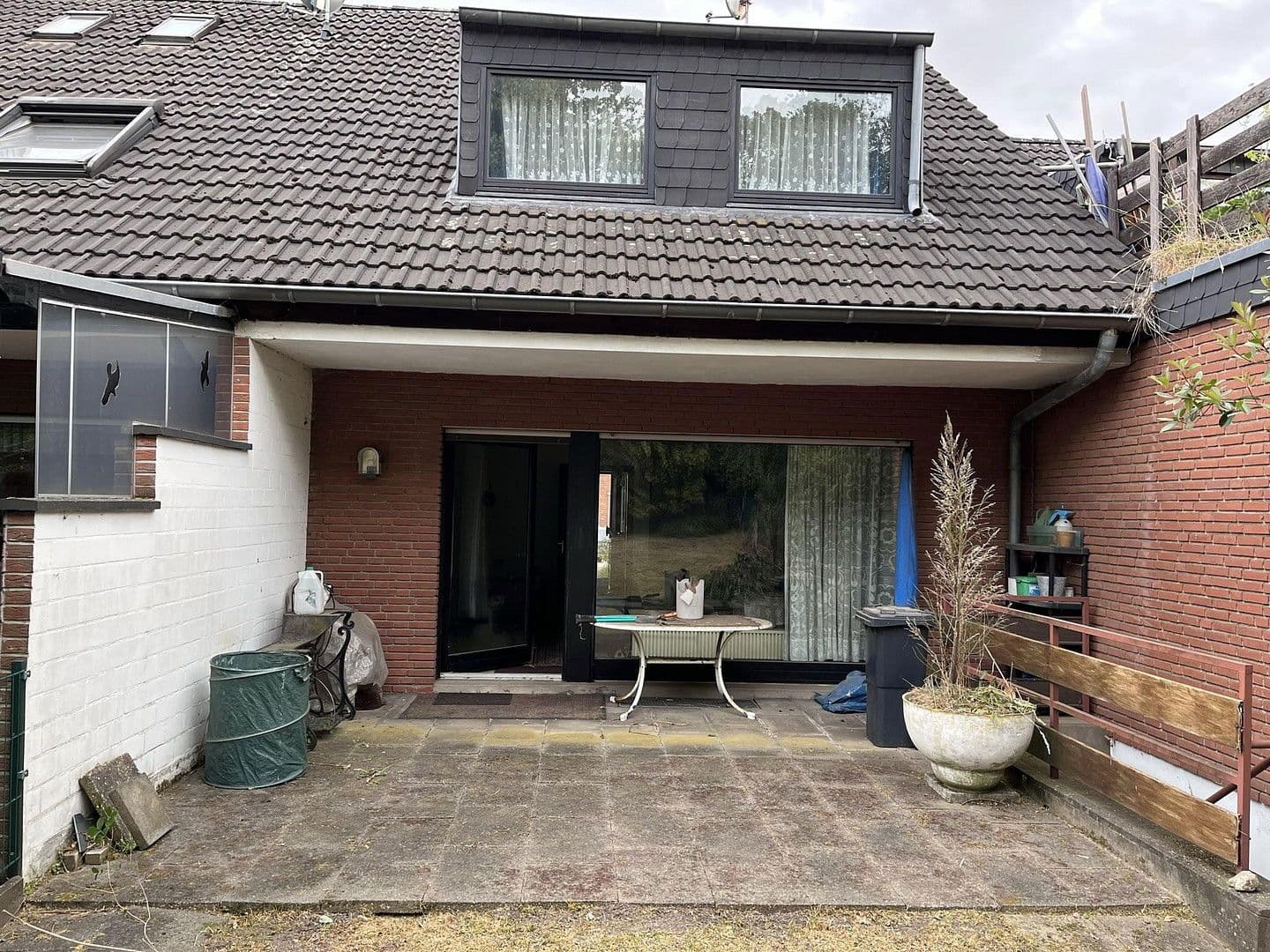 Prodej domu 95 m², pozemek 268 m², Kerpen, Severní Porýní-Vestfálsko Prodej domu 95 m², pozemek 268 m², Kerpen, Severní Porýní-Vestfálsko