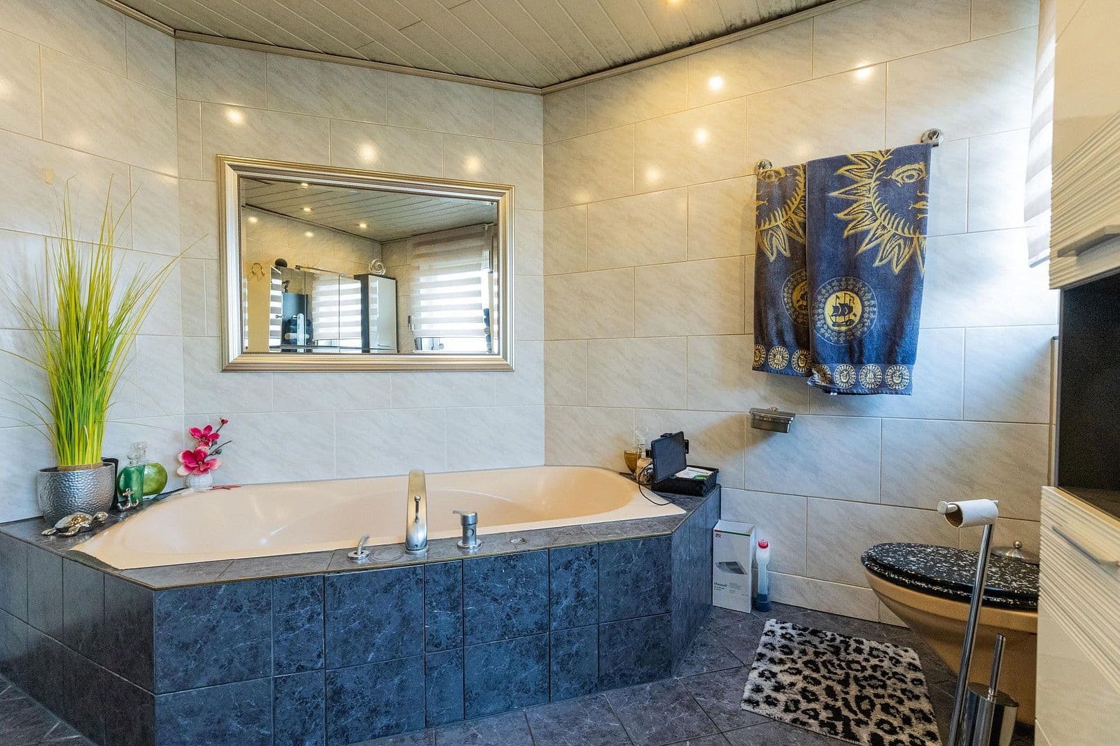 Prodej bytu 6+1 252 m², Mannheim, Bádensko-Württembersko Prodej bytu 6+1 252 m², Mannheim, Bádensko-Württembersko