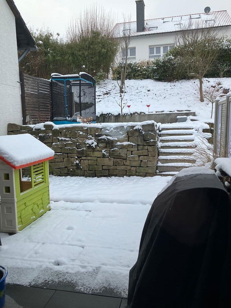 Prodej domu 133 m², pozemek 258 m², Bommerholzer Weg 12b, Wetter (Ruhr), Severní Porýní-Vestfálsko Prodej domu 133 m², pozemek 258 m², Bommerholzer Weg 12b, Wetter (Ruhr), Severní Porýní-Vestfálsko