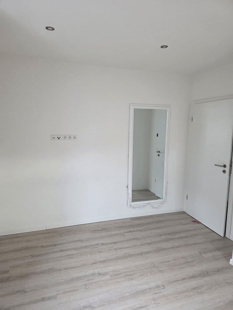 Prodej domu 167 m², pozemek 603 m², Niedereschach, Bádensko-Württembersko Prodej domu 167 m², pozemek 603 m², Niedereschach, Bádensko-Württembersko