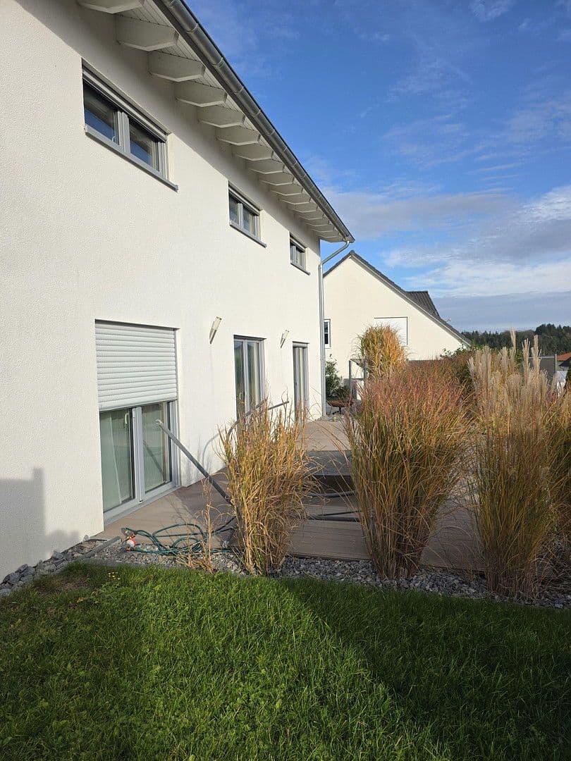 Prodej domu 167 m², pozemek 603 m², Niedereschach, Bádensko-Württembersko Prodej domu 167 m², pozemek 603 m², Niedereschach, Bádensko-Württembersko