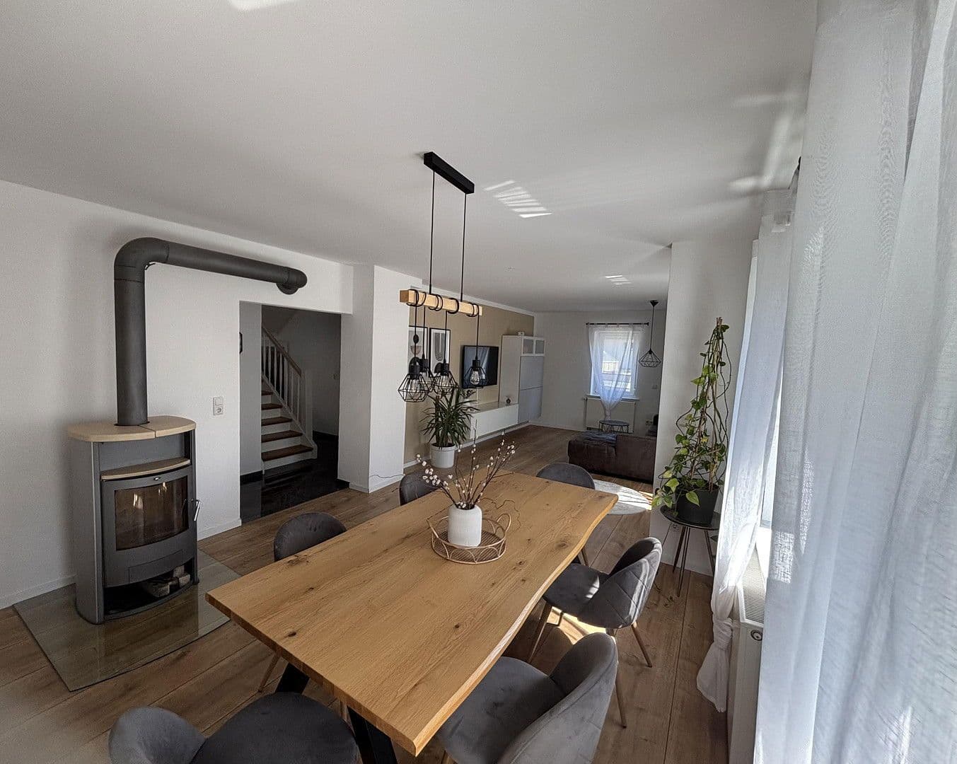 Prodej domu 140 m², pozemek 479 m², Balingen, Bádensko-Württembersko Prodej domu 140 m², pozemek 479 m², Balingen, Bádensko-Württembersko