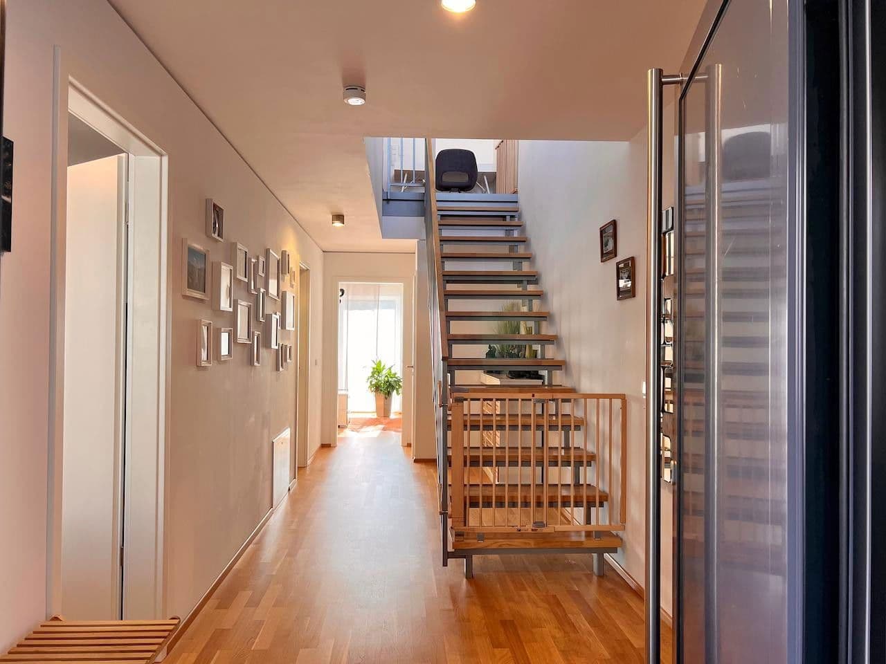 Pronájem bytu 3+1 110 m², Peterstr. 33, Nürnberg, Bavorsko Pronájem bytu 3+1 110 m², Peterstr. 33, Nürnberg, Bavorsko