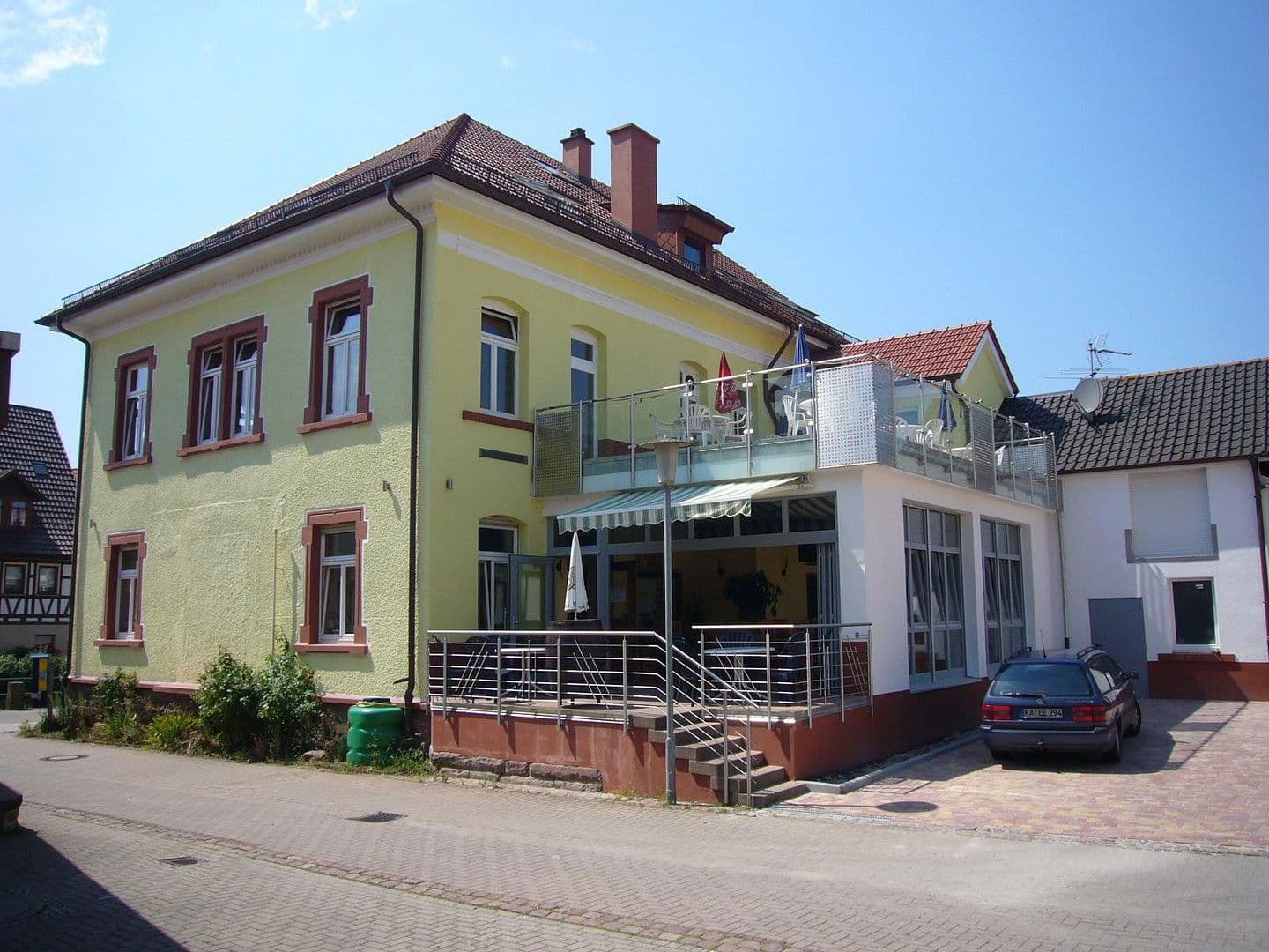 Pronájem bytu 2+1 44 m², Durlacherstr. 24, Keltern, Bádensko-Württembersko Pronájem bytu 2+1 44 m², Durlacherstr. 24, Keltern, Bádensko-Württembersko