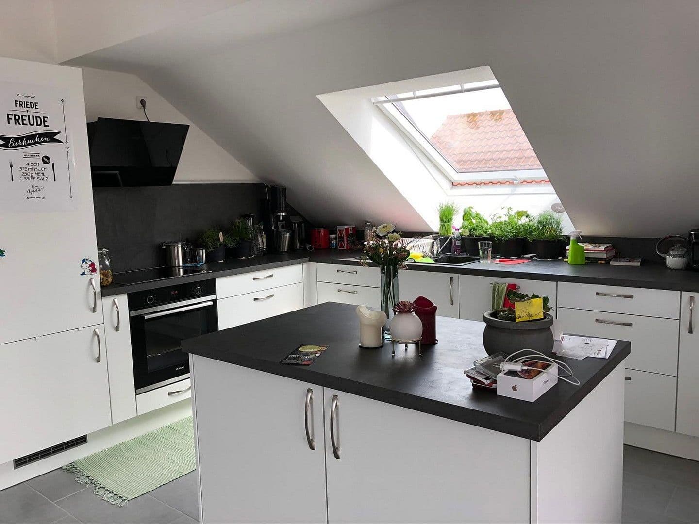 Prodej bytu 3+1 82 m², Kraichtal, Bádensko-Württembersko Prodej bytu 3+1 82 m², Kraichtal, Bádensko-Württembersko