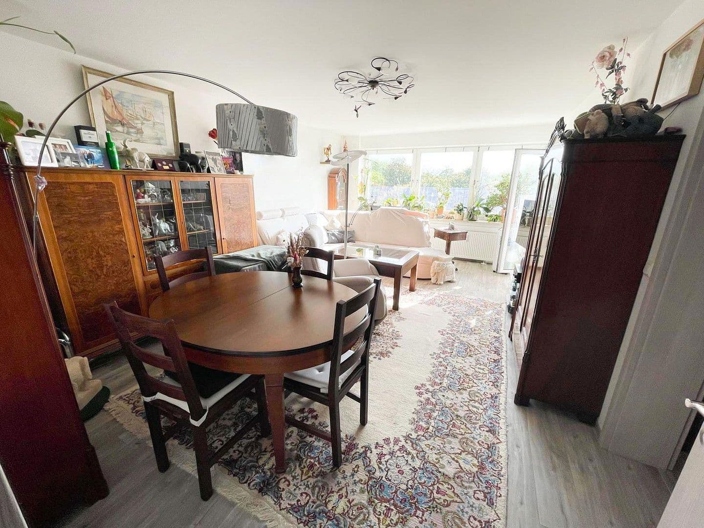 Prodej bytu 4+1 90 m², Albert-Roßhaupterstraße 14, München, Bavorsko Prodej bytu 4+1 90 m², Albert-Roßhaupterstraße 14, München, Bavorsko