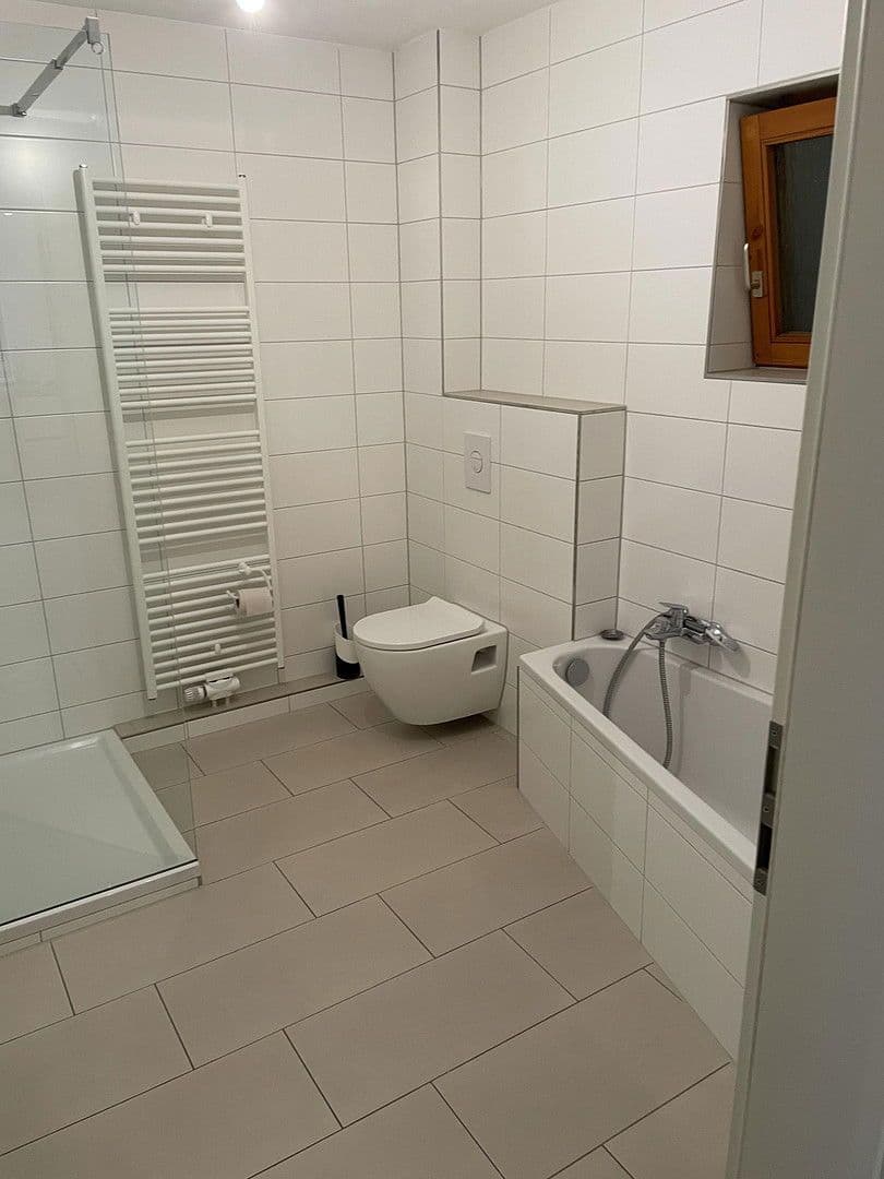 Prodej bytu 3+kk 85 m², Doktor-Hermann-Bizer-Straße 30, Albstadt, Bádensko-Württembersko Prodej bytu 3+kk 85 m², Doktor-Hermann-Bizer-Straße 30, Albstadt, Bádensko-Württembersko