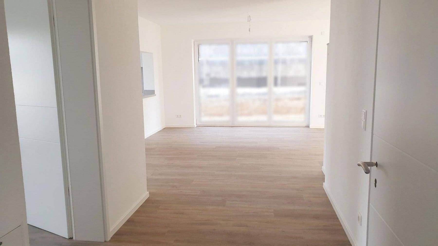 Pronájem bytu 3+1 126 m², Hummelskuppe, Petersberg, Hessen Pronájem bytu 3+1 126 m², Hummelskuppe, Petersberg, Hessen