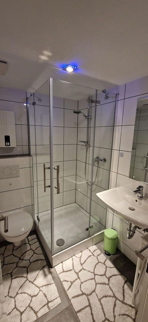 Pronájem bytu 2+1 38 m², Robert-Koch-Straße 30A, Saarbrücken, Země Sársko Pronájem bytu 2+1 38 m², Robert-Koch-Straße 30A, Saarbrücken, Země Sársko