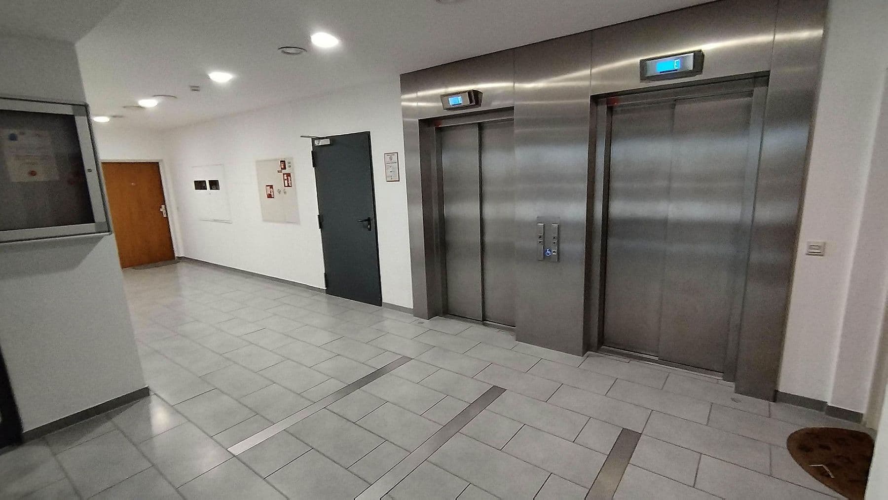 Prodej bytu 2+1 56 m², Mainz, Porýní-Falc Prodej bytu 2+1 56 m², Mainz, Porýní-Falc