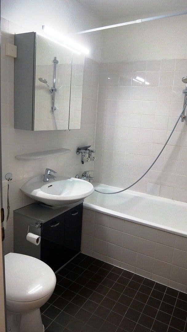 Prodej bytu 1+1 38 m², Riesstr. 65 / 3, München, Bavorsko Prodej bytu 1+1 38 m², Riesstr. 65 / 3, München, Bavorsko