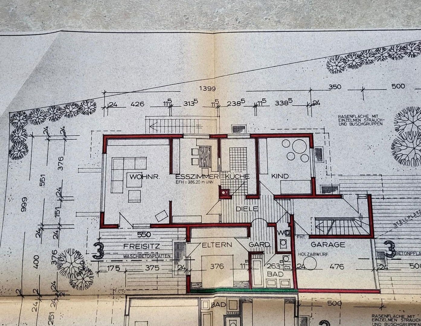 Prodej domu 171 m², pozemek 396 m², Weilheim an der Teck, Bádensko-Württembersko Prodej domu 171 m², pozemek 396 m², Weilheim an der Teck, Bádensko-Württembersko