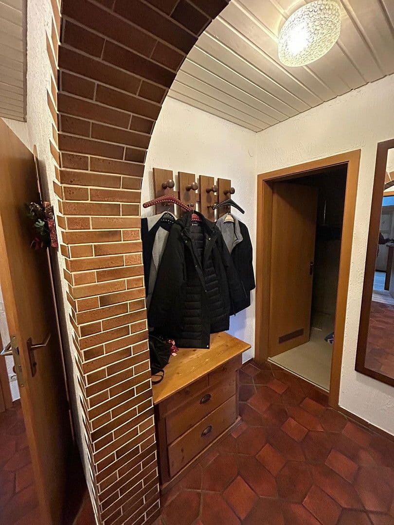 Prodej domu 171 m², pozemek 396 m², Weilheim an der Teck, Bádensko-Württembersko Prodej domu 171 m², pozemek 396 m², Weilheim an der Teck, Bádensko-Württembersko