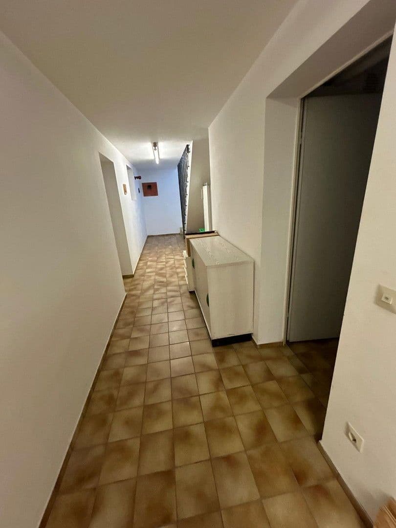 Prodej domu 171 m², pozemek 396 m², Weilheim an der Teck, Bádensko-Württembersko Prodej domu 171 m², pozemek 396 m², Weilheim an der Teck, Bádensko-Württembersko
