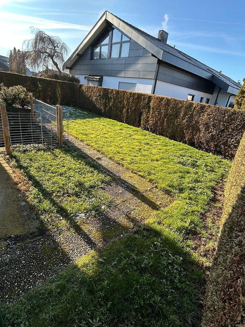 Prodej domu 171 m², pozemek 396 m², Weilheim an der Teck, Bádensko-Württembersko Prodej domu 171 m², pozemek 396 m², Weilheim an der Teck, Bádensko-Württembersko