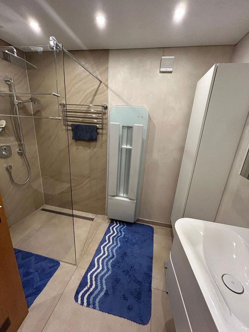 Prodej domu 171 m², pozemek 396 m², Weilheim an der Teck, Bádensko-Württembersko Prodej domu 171 m², pozemek 396 m², Weilheim an der Teck, Bádensko-Württembersko