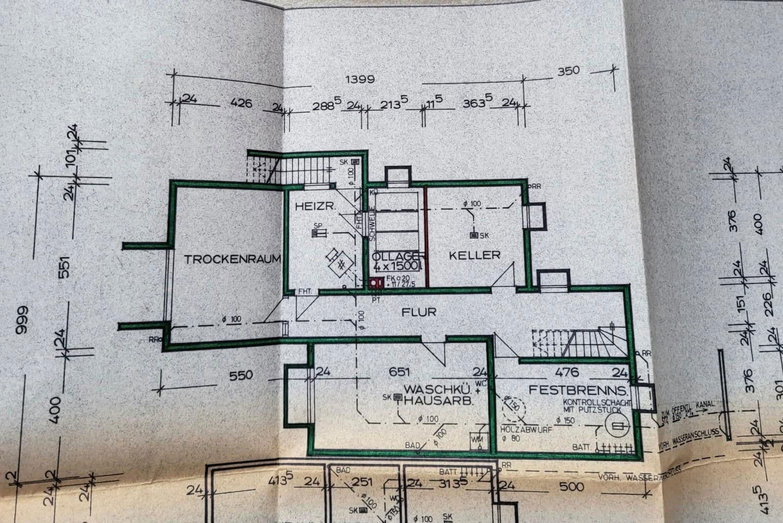 Prodej domu 171 m², pozemek 396 m², Weilheim an der Teck, Bádensko-Württembersko Prodej domu 171 m², pozemek 396 m², Weilheim an der Teck, Bádensko-Württembersko