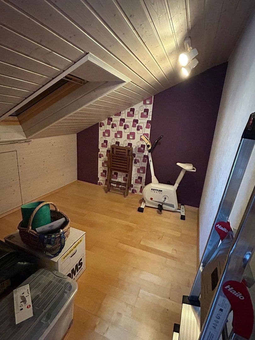 Prodej domu 171 m², pozemek 396 m², Weilheim an der Teck, Bádensko-Württembersko Prodej domu 171 m², pozemek 396 m², Weilheim an der Teck, Bádensko-Württembersko