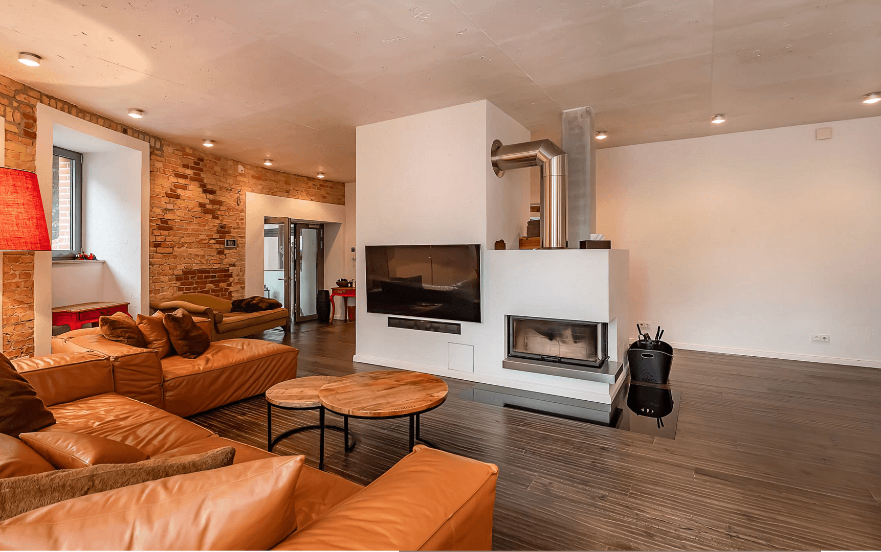 Pronájem bytu 4+1 206 m², Akazienallee 35a, Berlin, Berlín Pronájem bytu 4+1 206 m², Akazienallee 35a, Berlin, Berlín