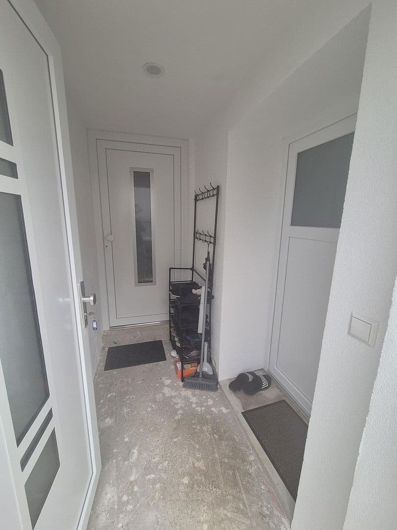 Prodej domu 200 m², pozemek 262 m², Illingen, Bádensko-Württembersko Prodej domu 200 m², pozemek 262 m², Illingen, Bádensko-Württembersko