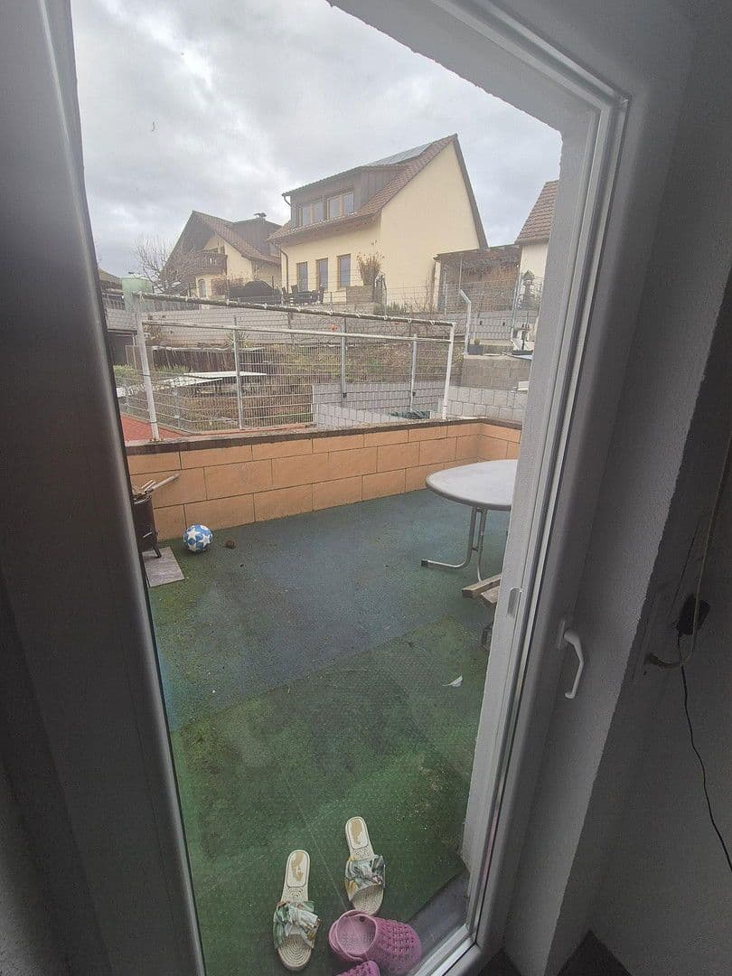 Prodej domu 200 m², pozemek 262 m², Illingen, Bádensko-Württembersko Prodej domu 200 m², pozemek 262 m², Illingen, Bádensko-Württembersko