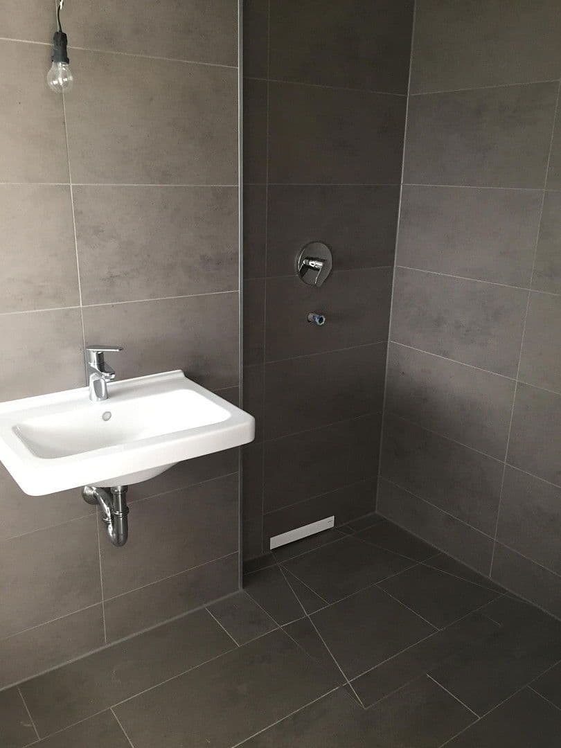 Prodej bytu 2+kk 65 m², Ilse-Fehling-Str. 18-20, München, Bavorsko Prodej bytu 2+kk 65 m², Ilse-Fehling-Str. 18-20, München, Bavorsko