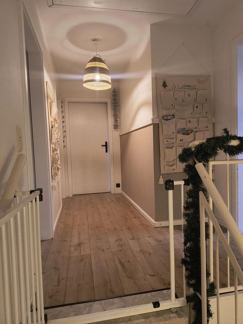 Pronájem domu 105 m², pozemek 400 m², Esmarkstrasse 1c, Mittelangeln, Šlesvicko-Holštýnsko Pronájem domu 105 m², pozemek 400 m², Esmarkstrasse 1c, Mittelangeln, Šlesvicko-Holštýnsko