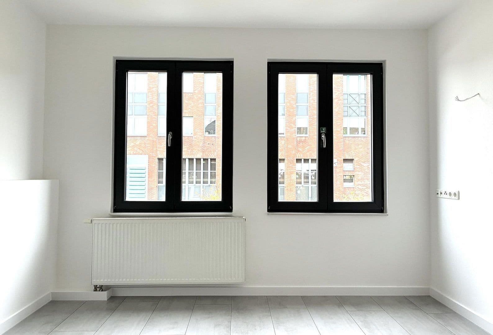 Pronájem nebytového prostoru 579 m², Mönchengladbach, Severní Porýní-Vestfálsko Pronájem nebytového prostoru 579 m², Mönchengladbach, Severní Porýní-Vestfálsko