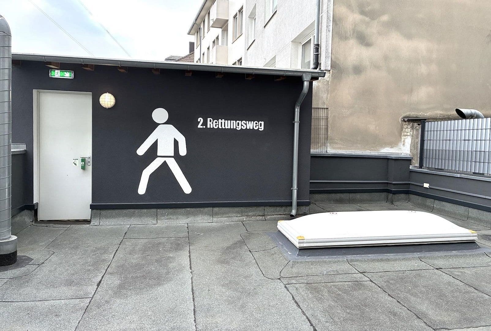 Pronájem nebytového prostoru 579 m², Mönchengladbach, Severní Porýní-Vestfálsko Pronájem nebytového prostoru 579 m², Mönchengladbach, Severní Porýní-Vestfálsko