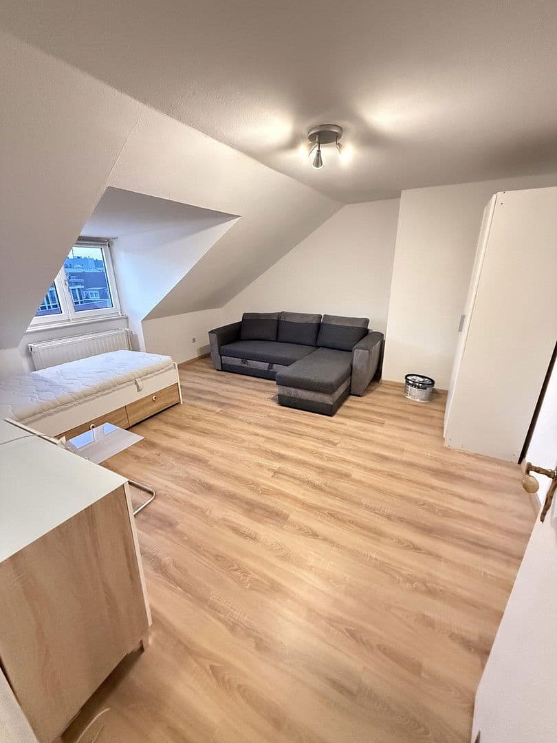 Pronájem bytu 1+1 33 m², Nürnberg, Bavorsko Pronájem bytu 1+1 33 m², Nürnberg, Bavorsko