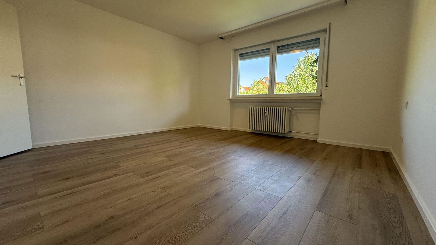 Pronájem bytu 4+1 105 m², Baden-Baden, Bádensko-Württembersko Pronájem bytu 4+1 105 m², Baden-Baden, Bádensko-Württembersko