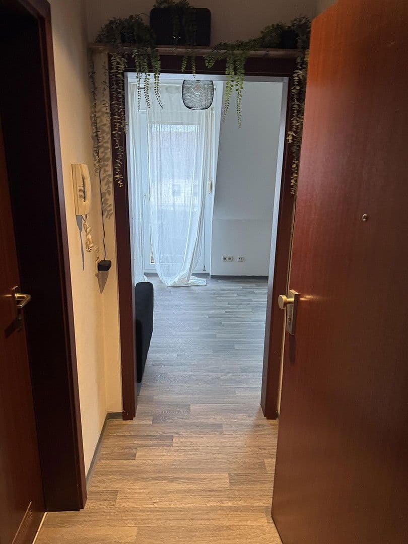 Pronájem bytu 2+1 38 m², Lotharstraße 7, Stein, Bavorsko Pronájem bytu 2+1 38 m², Lotharstraße 7, Stein, Bavorsko