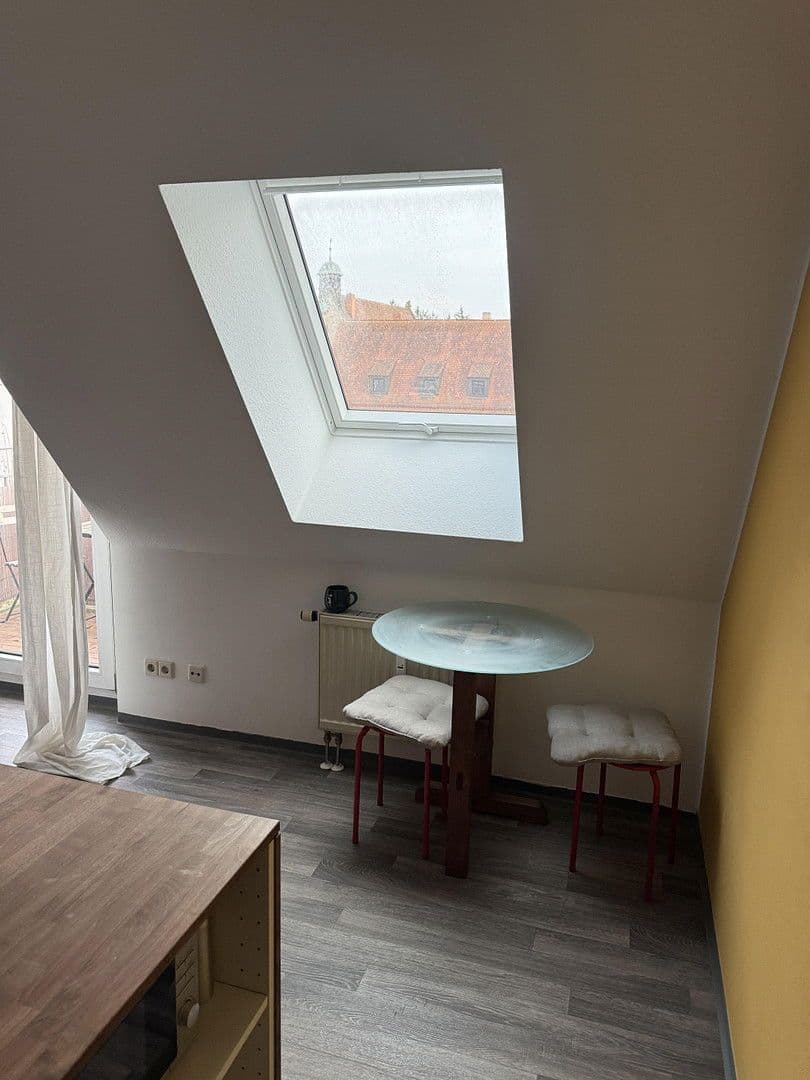 Pronájem bytu 2+1 38 m², Lotharstraße 7, Stein, Bavorsko Pronájem bytu 2+1 38 m², Lotharstraße 7, Stein, Bavorsko