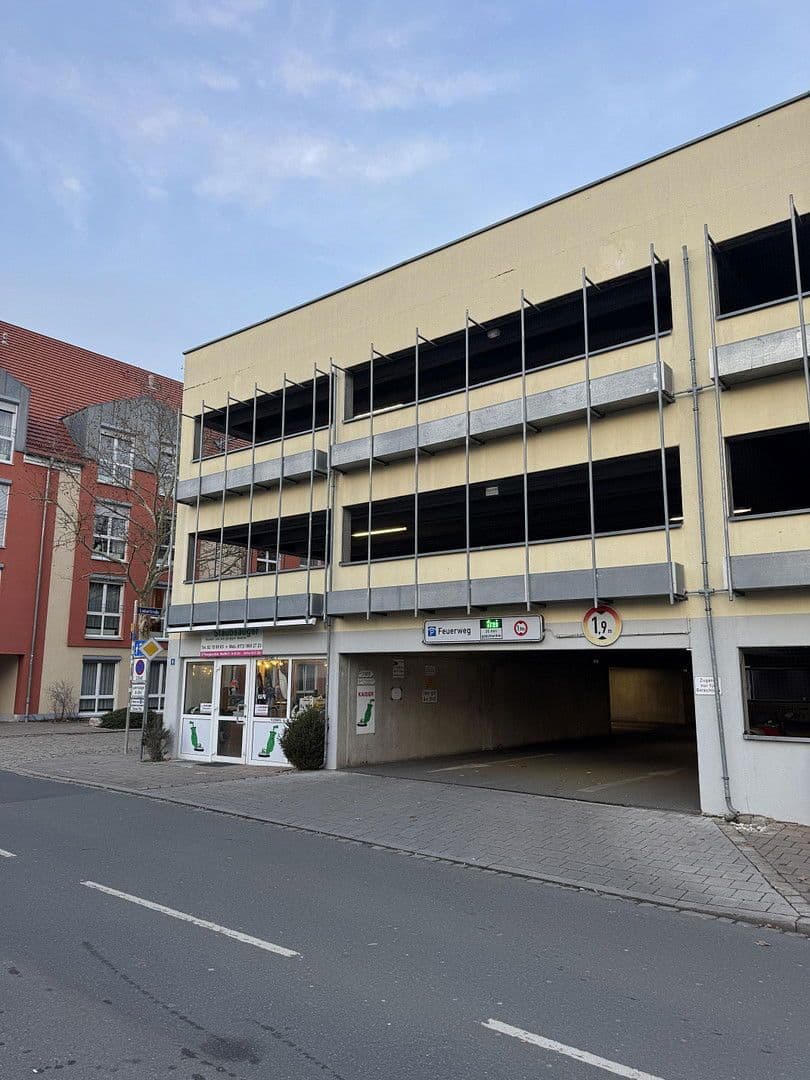 Pronájem bytu 2+1 38 m², Lotharstraße 7, Stein, Bavorsko Pronájem bytu 2+1 38 m², Lotharstraße 7, Stein, Bavorsko